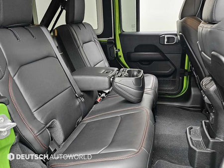 Jeep Wrangler — photo 12