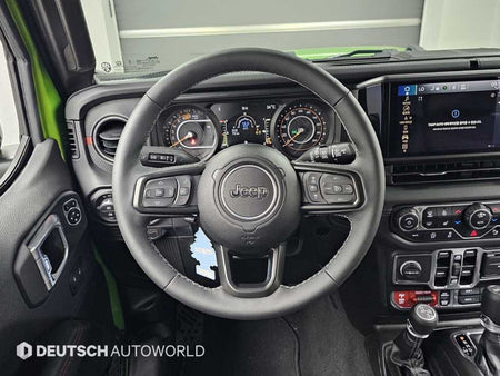 Jeep Wrangler — photo 13