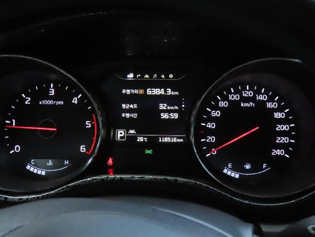 Kia Carnival — photo 05