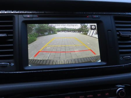 Kia Carnival — photo 09