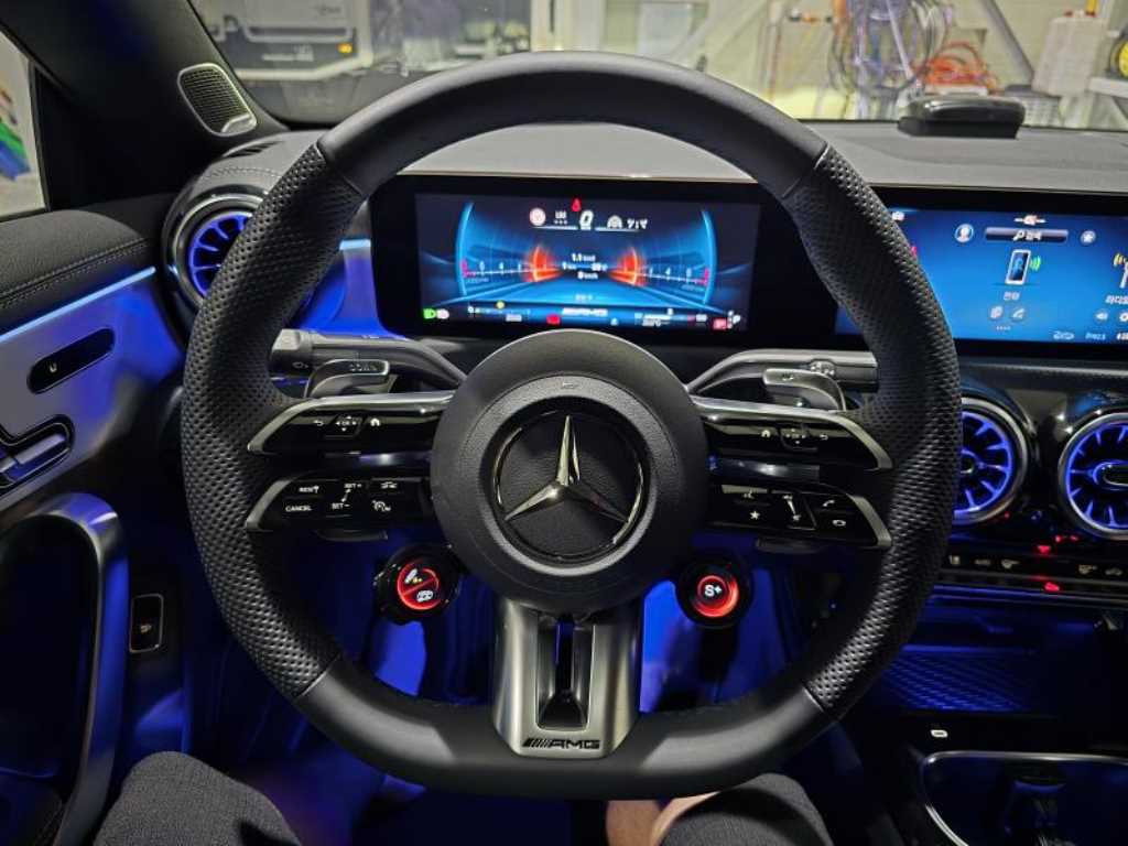Mercedes-Benz CLA-Class — photo 06