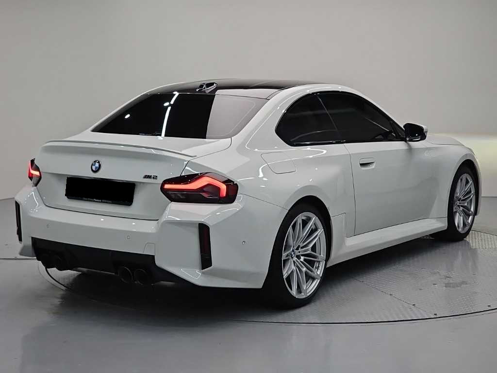 BMW M2 — photo 04
