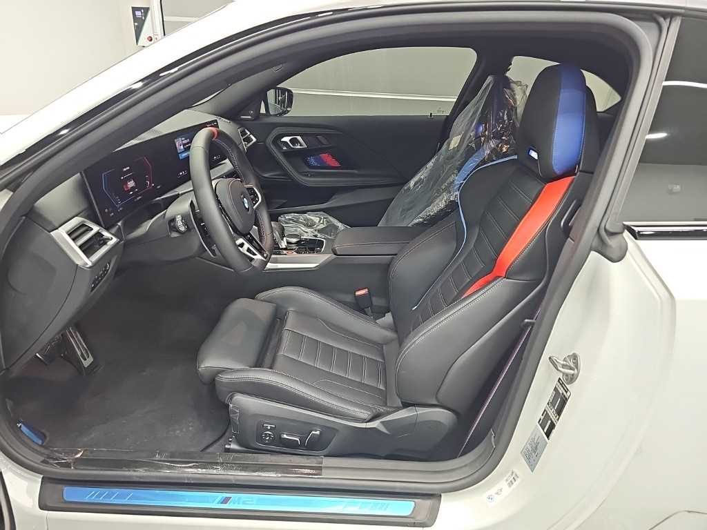 BMW M2 — photo 11