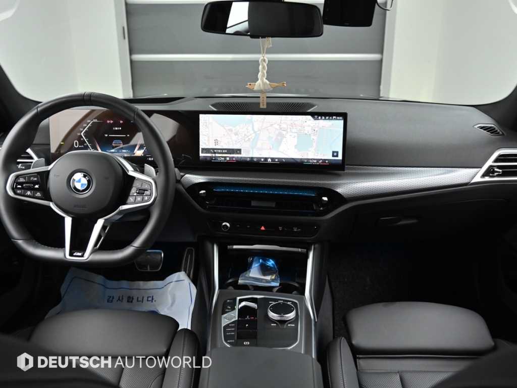 BMW 3-Series — photo 07