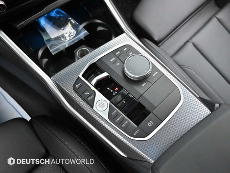 BMW 3-Series — photo 09