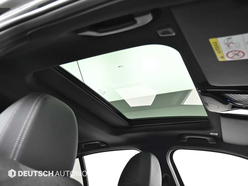 BMW 3-Series — photo 18