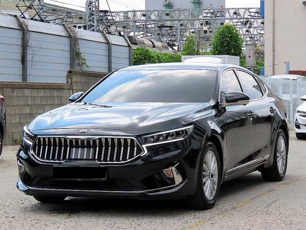 Kia K7 — photo 02