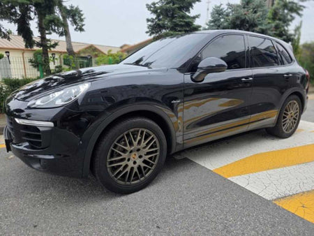 Porsche Cayenne — photo 02