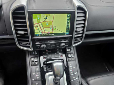Porsche Cayenne — photo 08