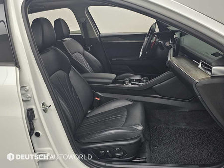 Kia K5 — photo 10