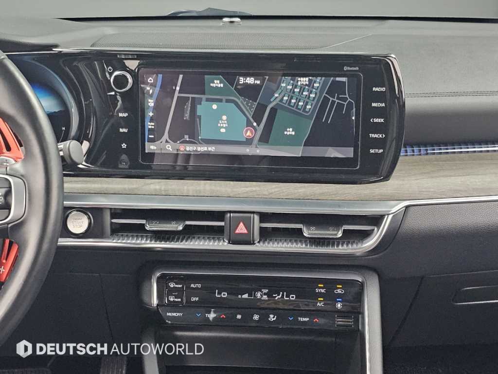 Kia K5 — photo 14