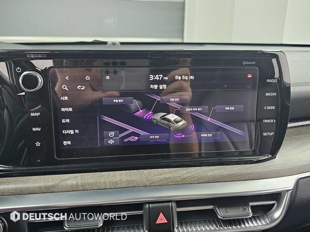 Kia K5 — photo 17