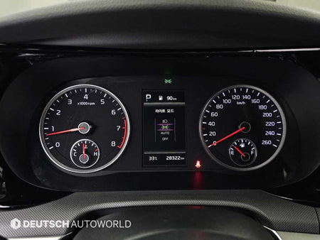Kia K5 — photo 08
