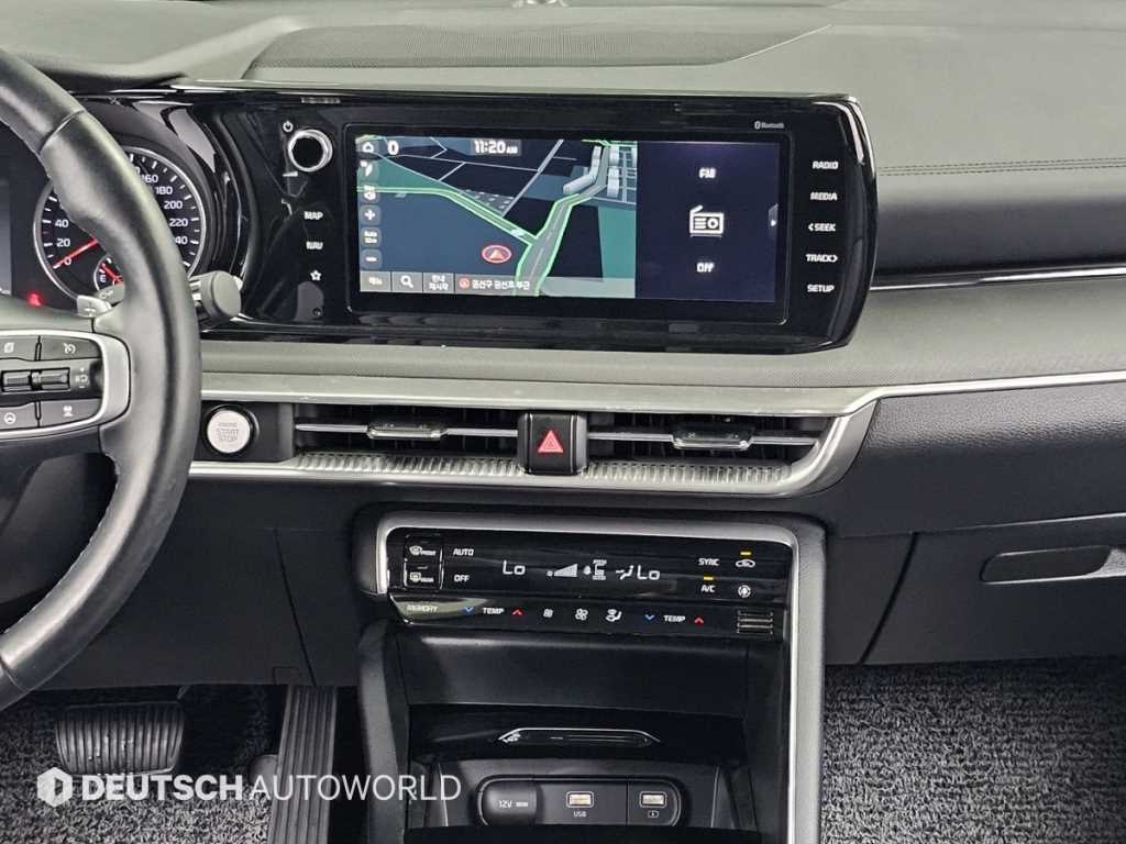 Kia K5 — photo 14