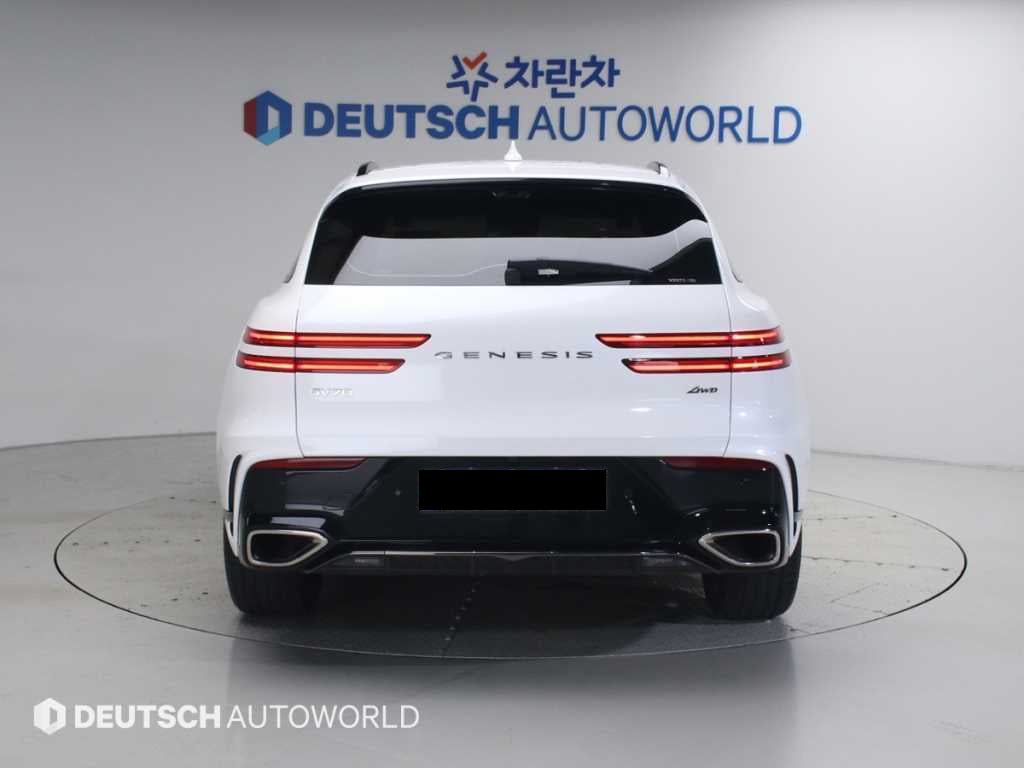Genesis GV70 — photo 04
