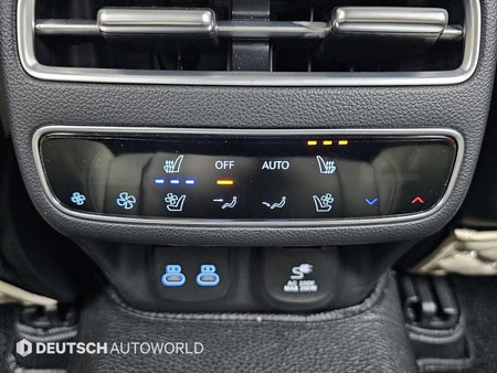 Genesis GV70 — photo 16