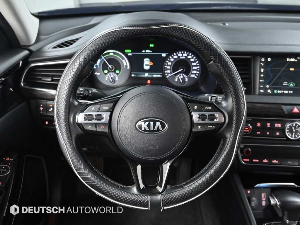 Kia K7 — photo 13
