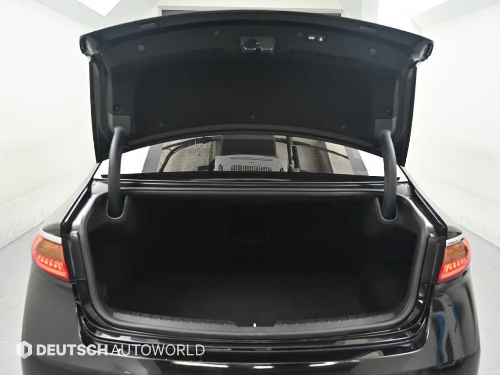 Kia K7 — photo 19