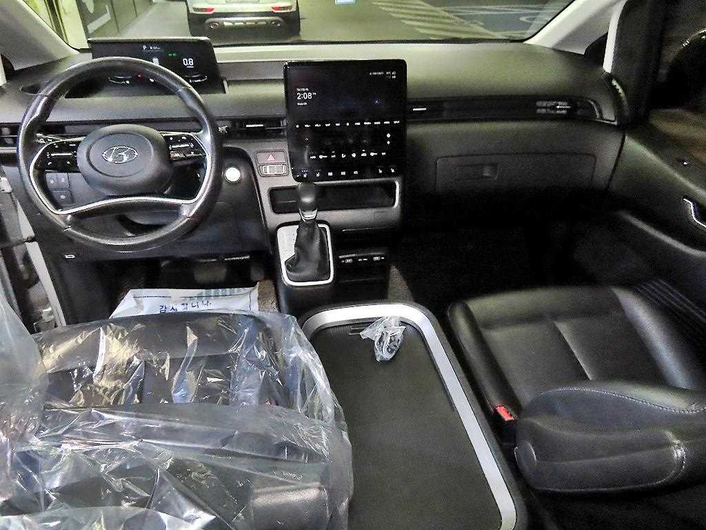 Hyundai Staria — photo 10