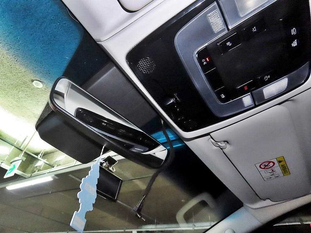 Hyundai Staria — photo 16