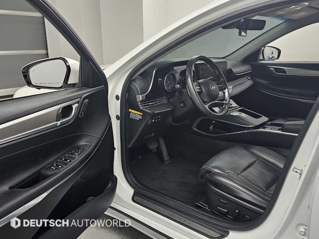 Hyundai Grandeur — photo 11