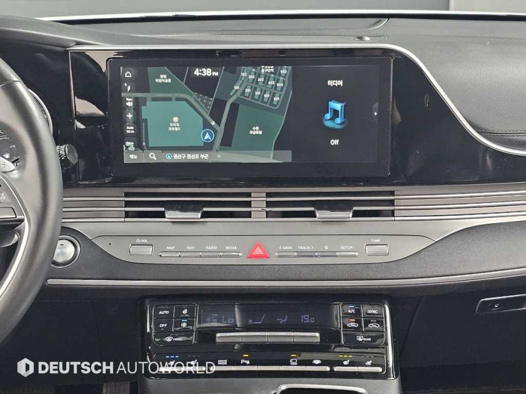 Hyundai Grandeur — photo 14
