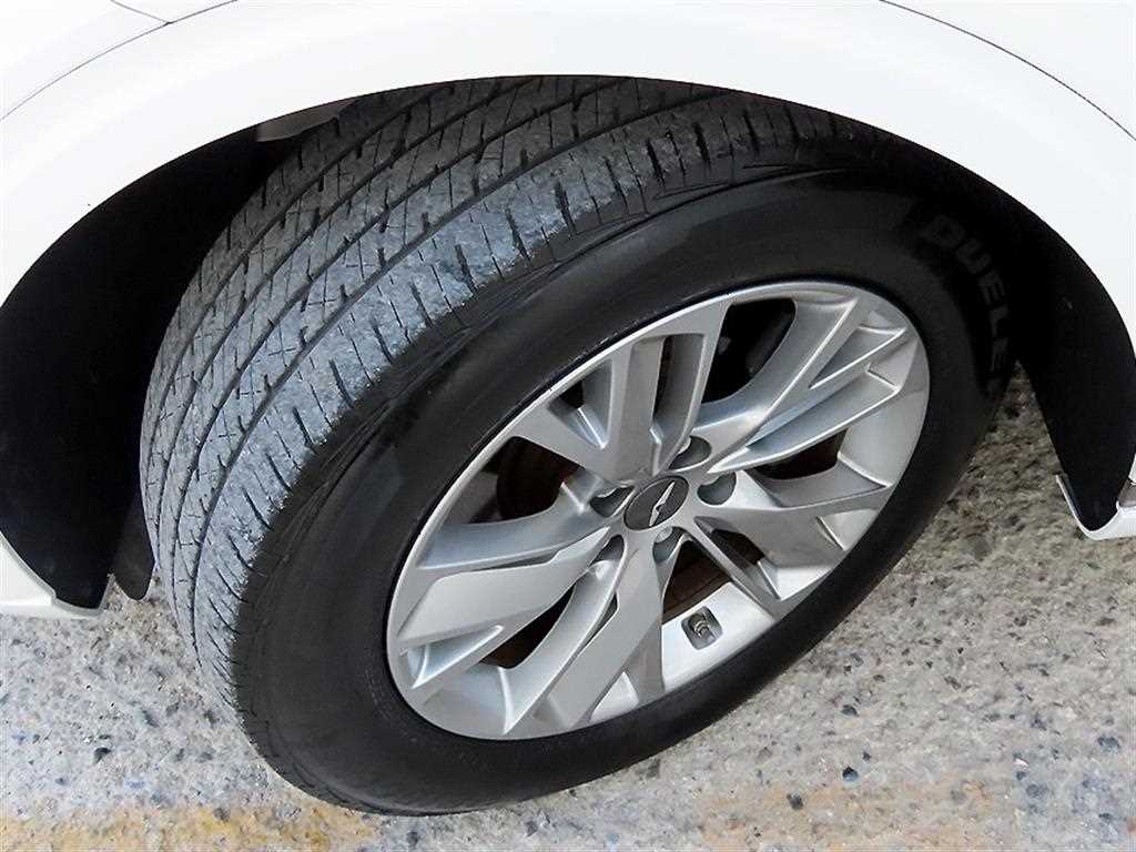 Genesis GV70 — photo 20