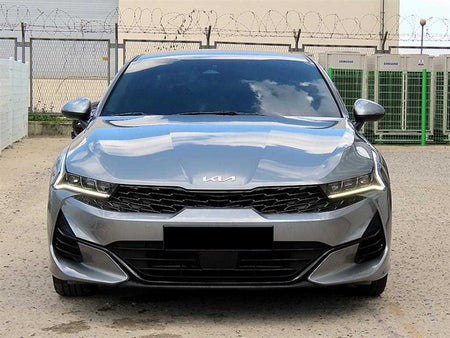 Kia K5 — photo 01