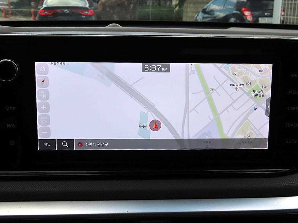 Kia K5 — photo 14