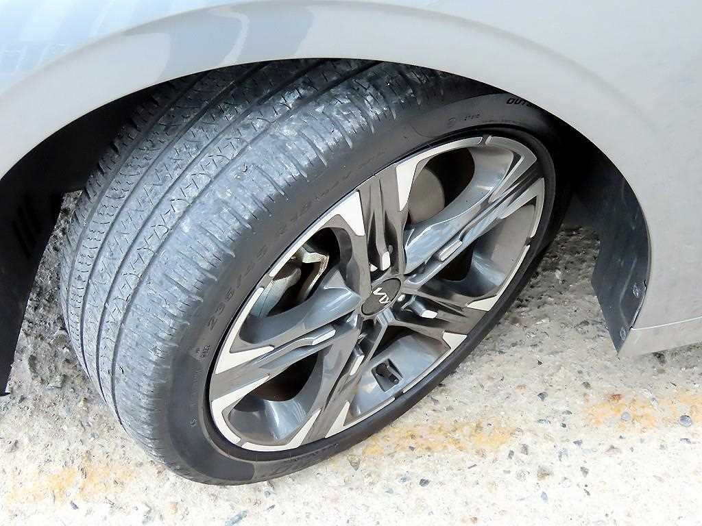 Kia K5 — photo 19