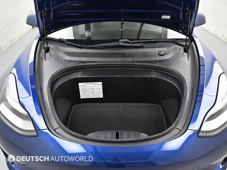 Tesla Model 3 — photo 06