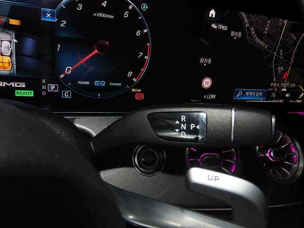 Mercedes-Benz AMG GT — photo 12