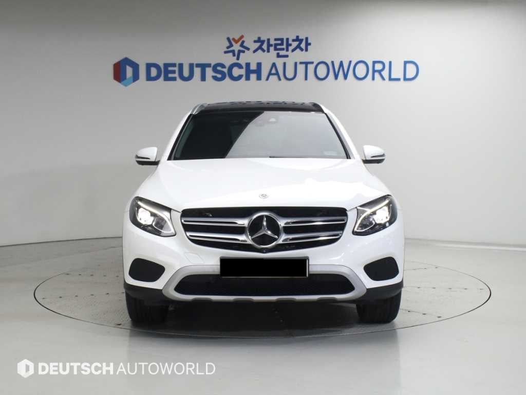 Mercedes-Benz GLC-Class — photo 03