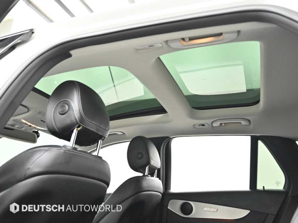 Mercedes-Benz GLC-Class — photo 18