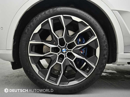 BMW X7 — photo 05