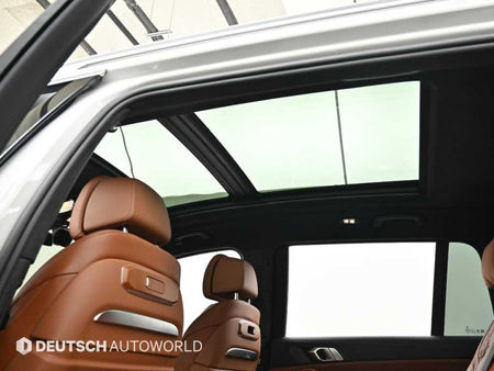 BMW X7 — photo 18