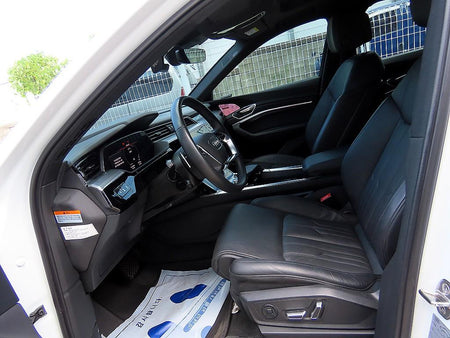 Audi e-tron — photo 05