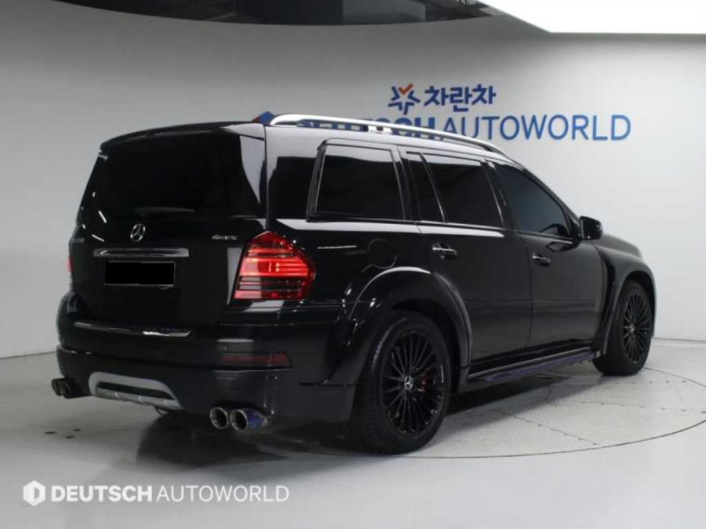 Mercedes-Benz GL-Class — photo 02