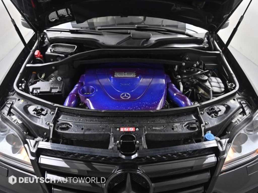Mercedes-Benz GL-Class — photo 06
