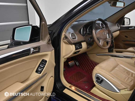 Mercedes-Benz GL-Class — photo 11