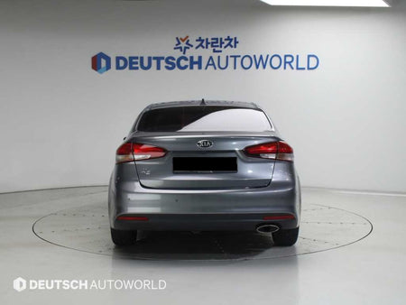 Kia K3 — photo 04
