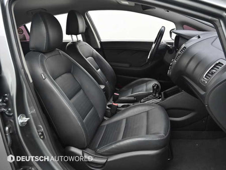 Kia K3 — photo 11