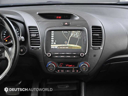 Kia K3 — photo 16