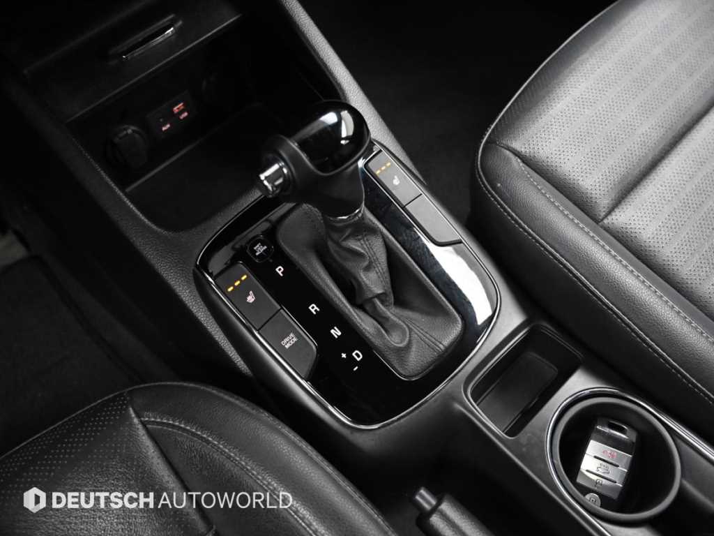 Kia K3 — photo 18