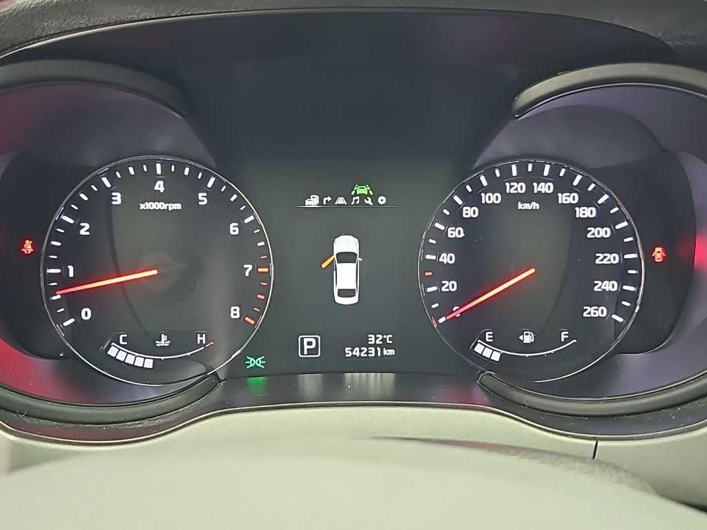 Kia K9 — photo 06