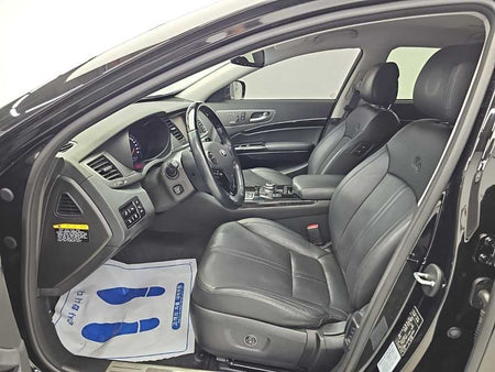 Kia K9 — photo 11