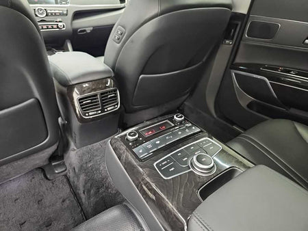 Kia K9 — photo 13