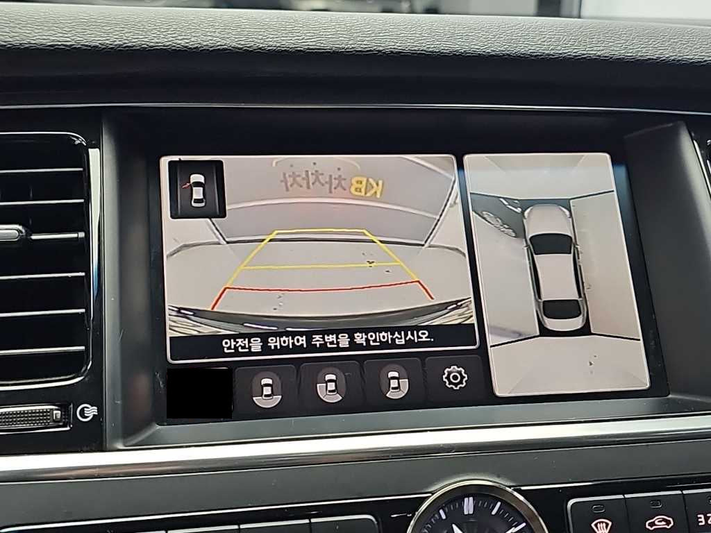 Kia K9 — photo 15