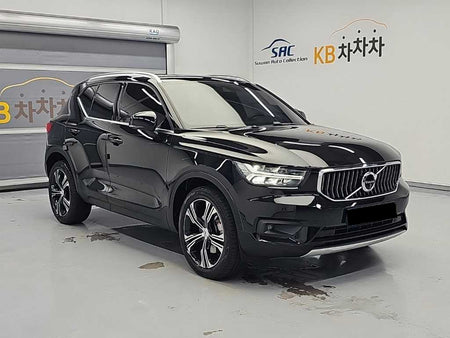 Volvo XC40 — photo 04
