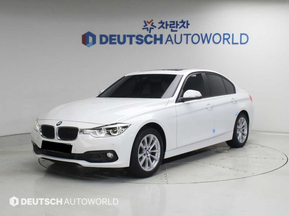 BMW 3-Series — photo 01